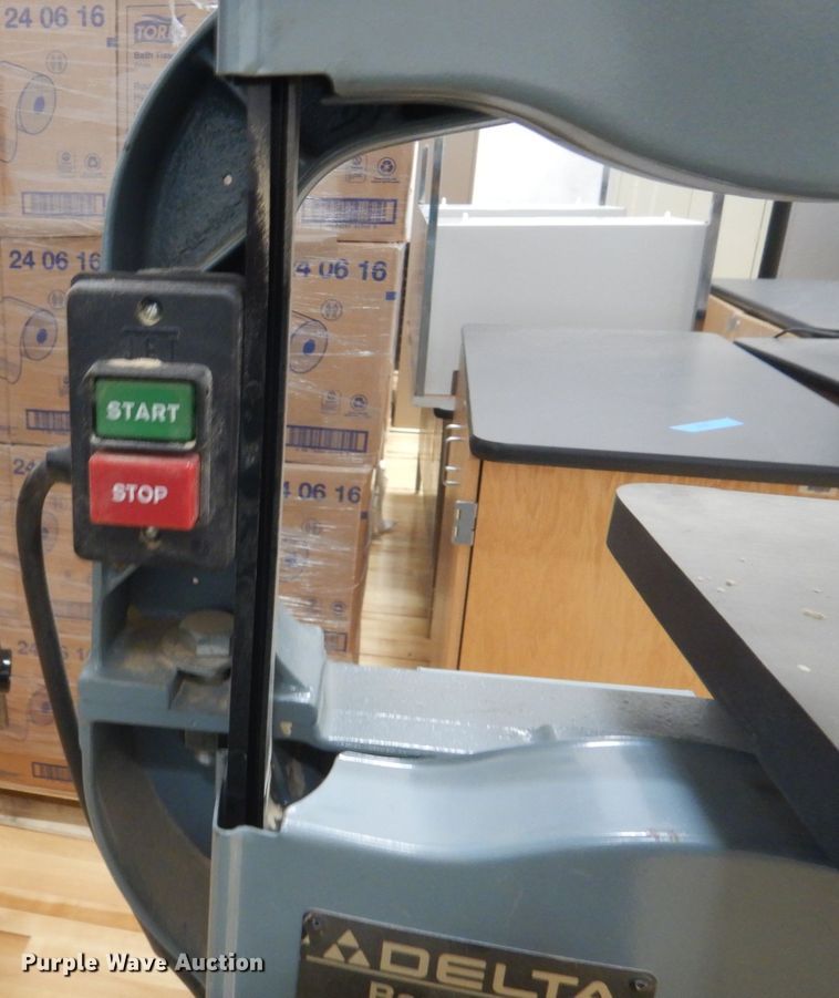 image for item KO9625 Delta bandsaw
