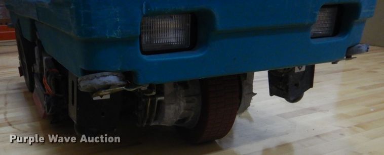 image for item KO9630 Tennant M7100  floor scrubber