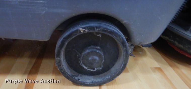 image for item KO9631 Tennant T7  floor scrubber