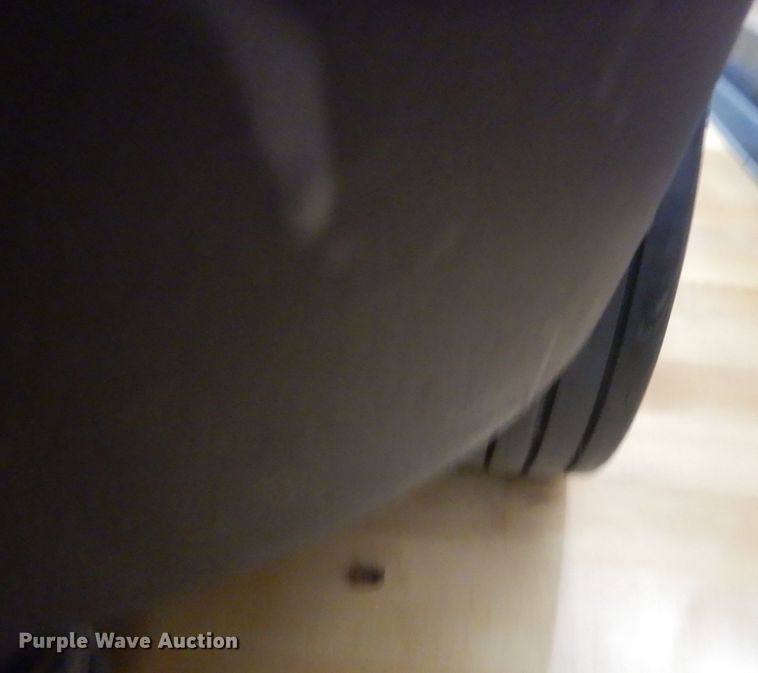 image for item KO9631 Tennant T7  floor scrubber