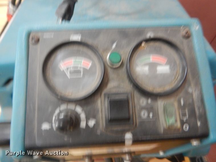 image for item KO9632 Tennant 5400  floor scrubber