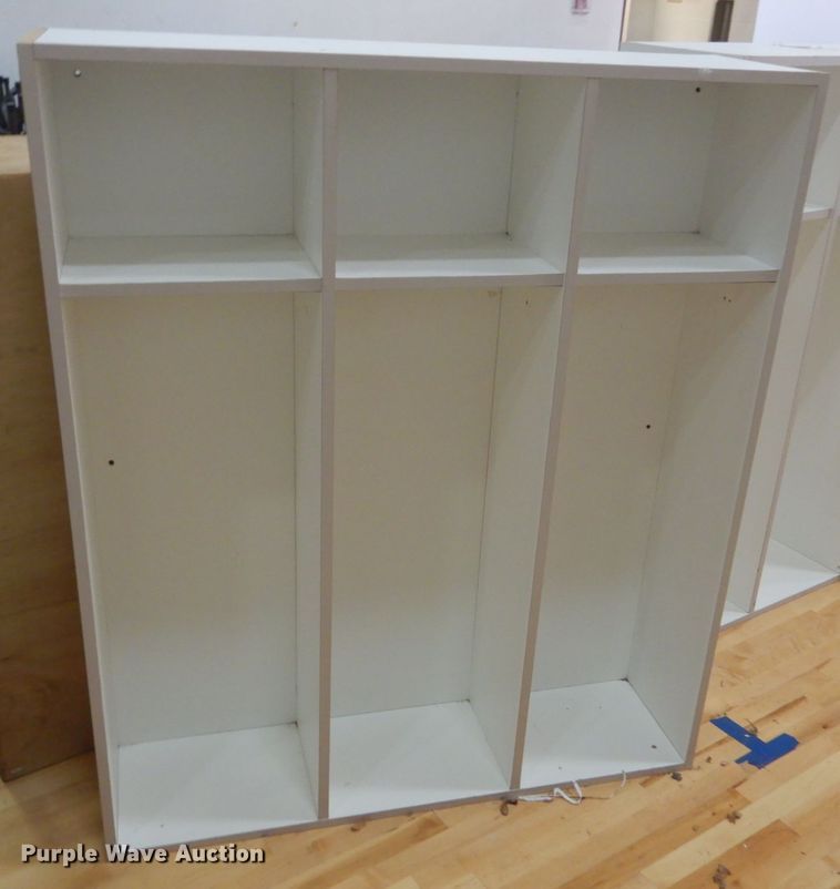 image for item KO9640 (3) lockers