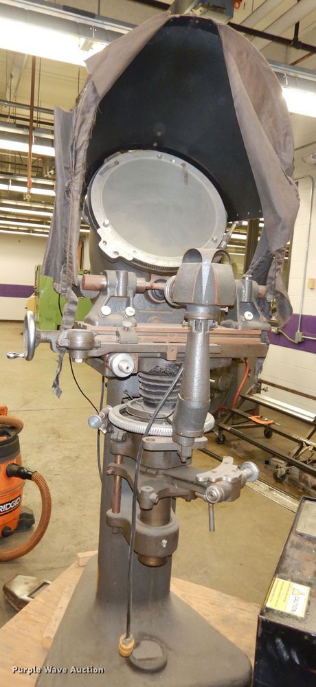 image for item KP9573 J&L  optical comparator