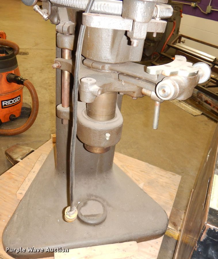 image for item KP9573 J&L  optical comparator