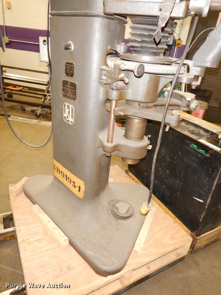 image for item KP9573 J&L  optical comparator