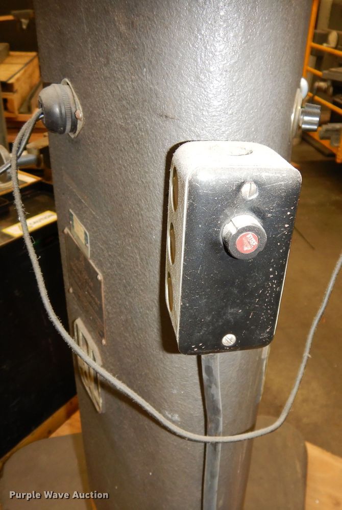 image for item KP9573 J&L  optical comparator