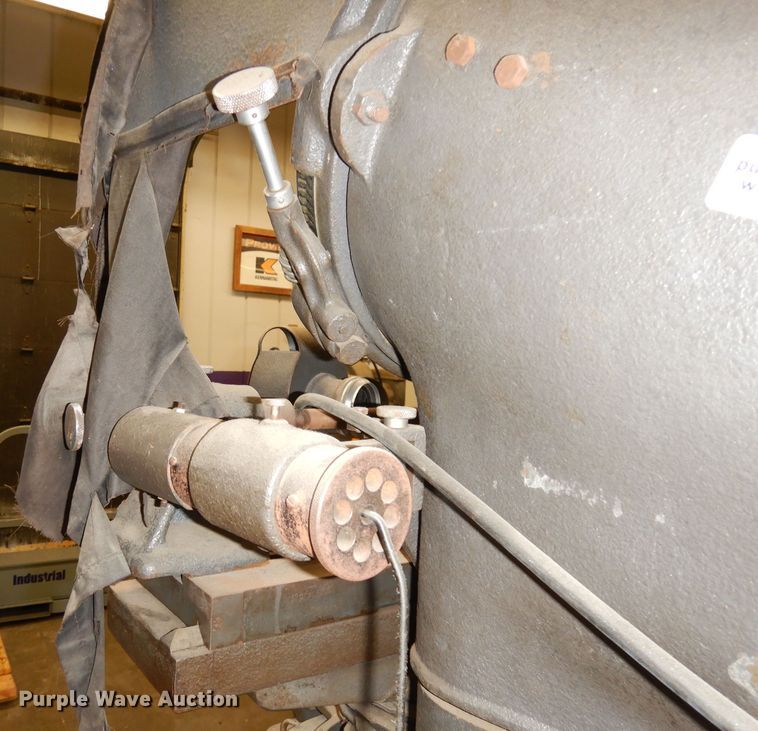 image for item KP9573 J&L  optical comparator