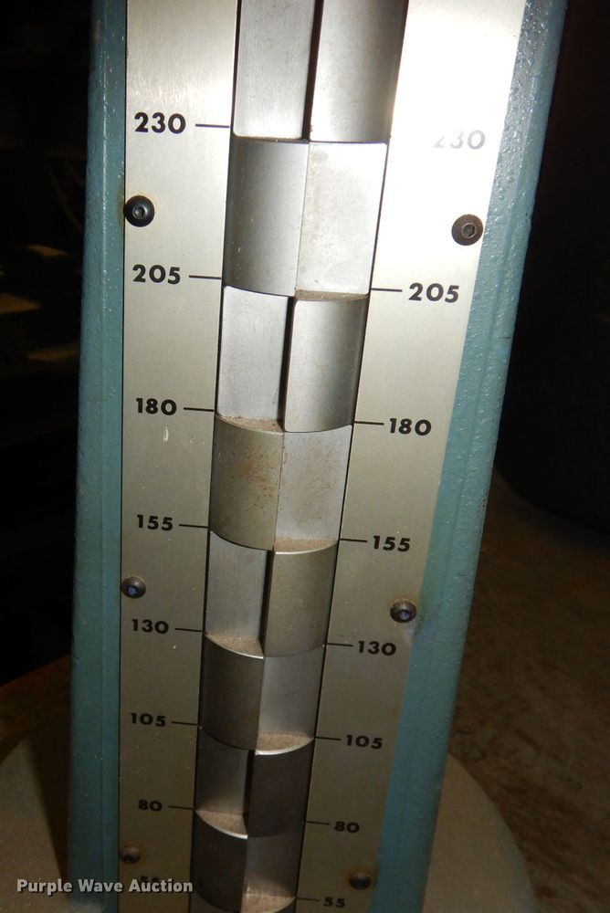 image for item KP9577 Brown and Sharpe 5851  height tester