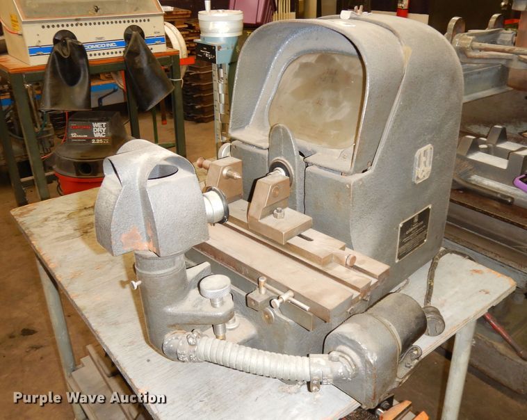 image for item KP9578 1942 J&L  bench comparator