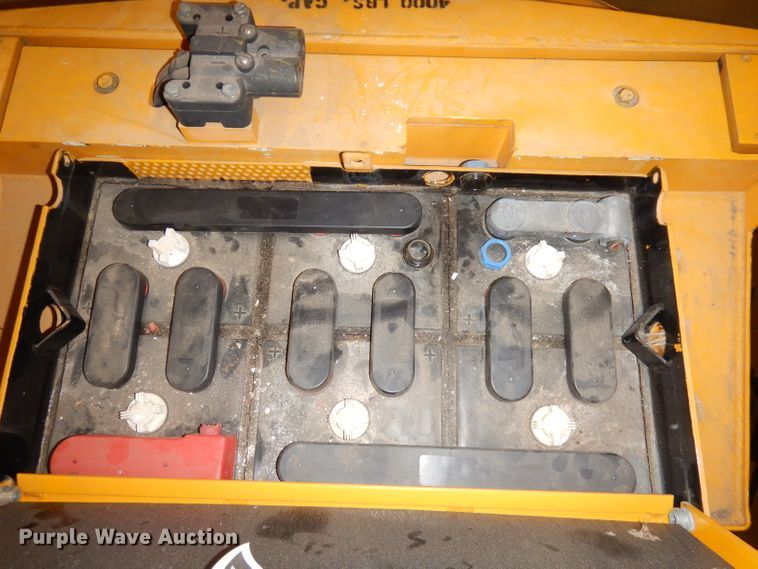 image for item KP9579 Big Joe WPT40  pallet jack