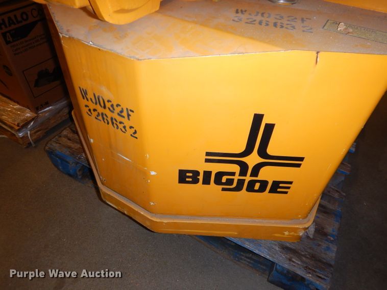 image for item KP9579 Big Joe WPT40  pallet jack