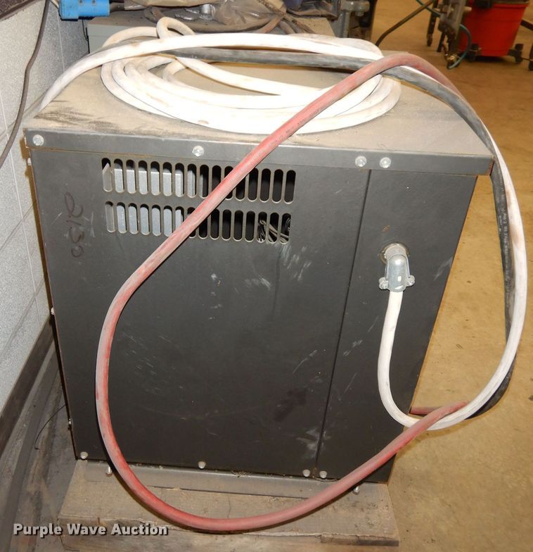 image for item KP9579 Big Joe WPT40  pallet jack