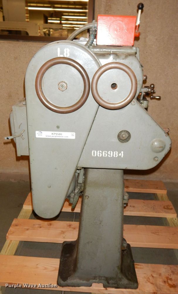 image for item KP9580 LeBlond Regal  lathe