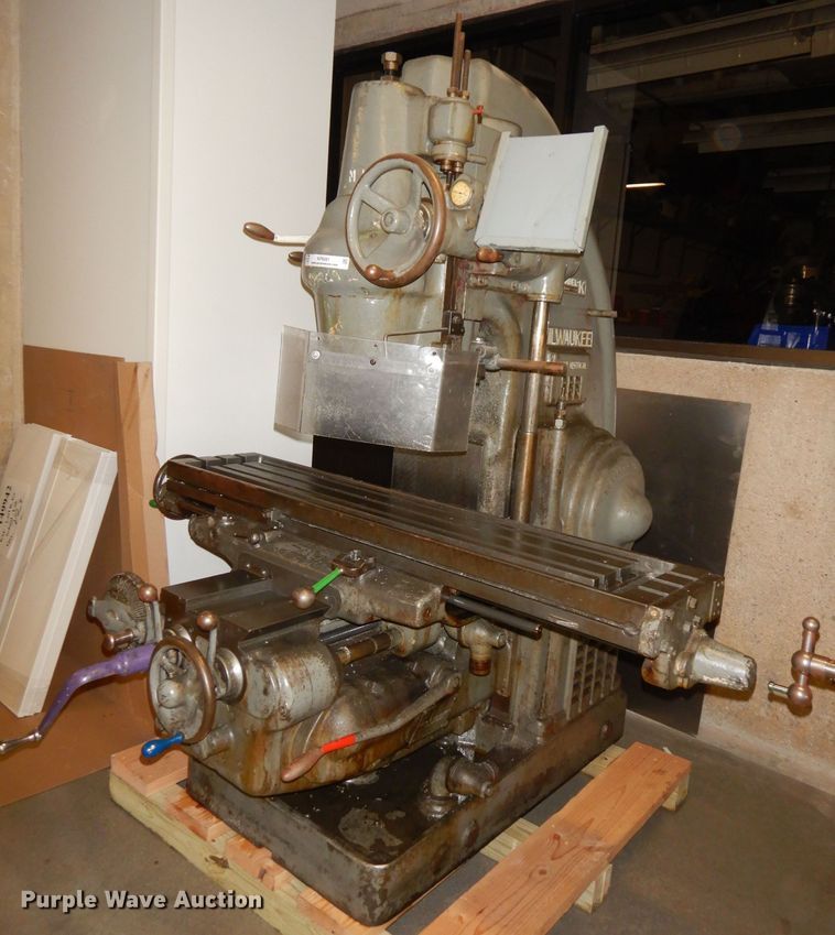 image for item KP9581 Milwaukee K  vertical milling machine