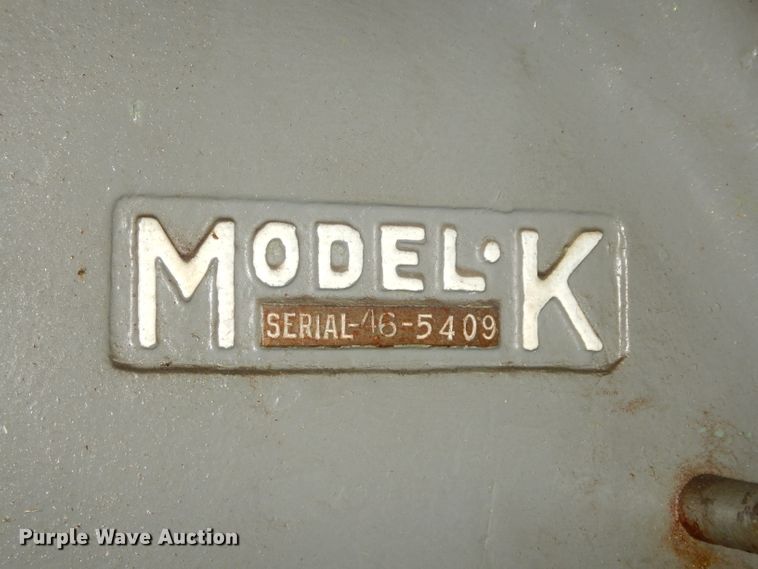 image for item KP9581 Milwaukee K  vertical milling machine