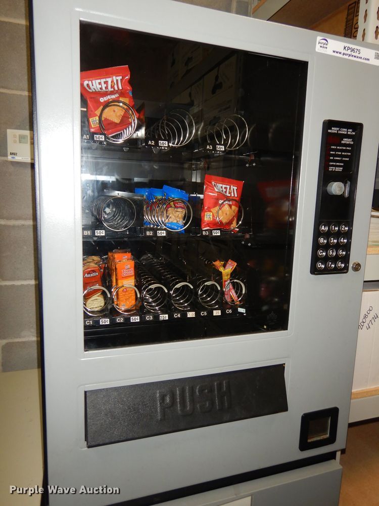 Vending machine in Ottawa, KS Item KP9675 sold Purple Wave