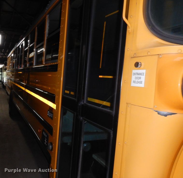 image for item KU9155 2007 International 3000  school bus