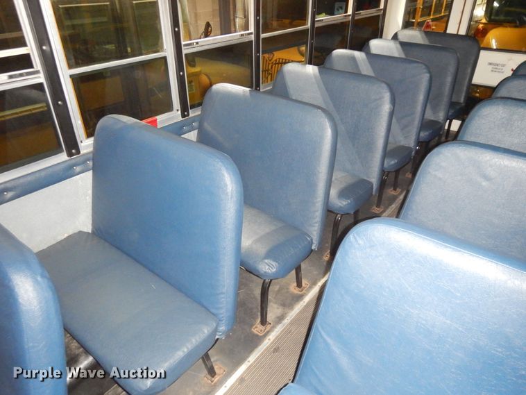 image for item KU9155 2007 International 3000  school bus