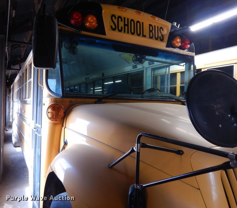 image for item KU9156 2007 International 3000  school bus
