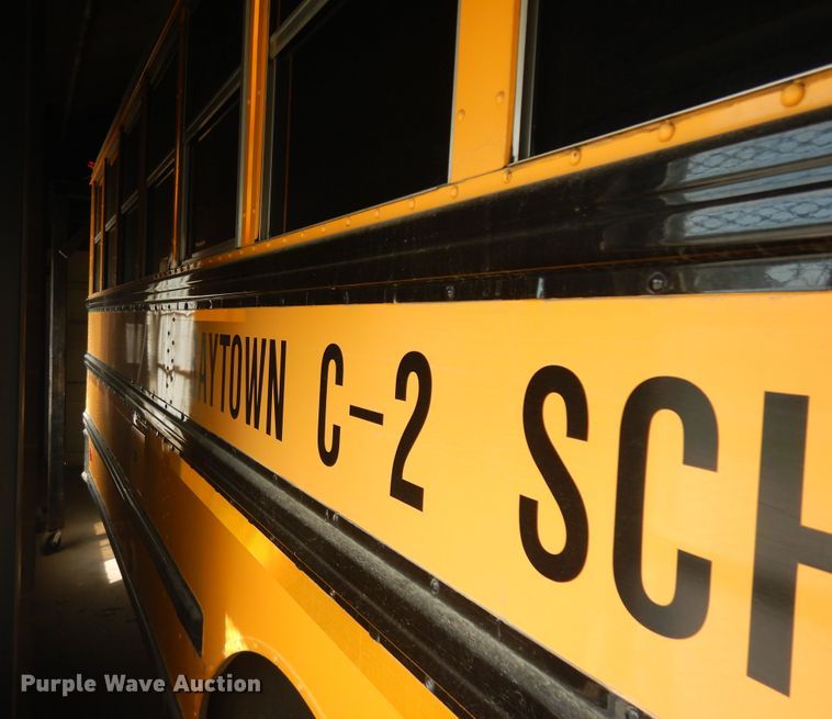 image for item KU9156 2007 International 3000  school bus