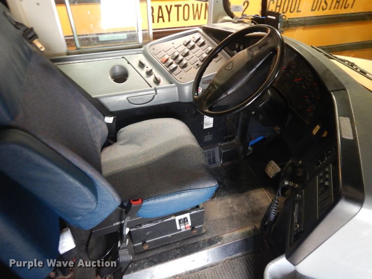 image for item KU9156 2007 International 3000  school bus