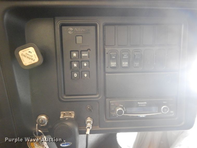 image for item KU9156 2007 International 3000  school bus