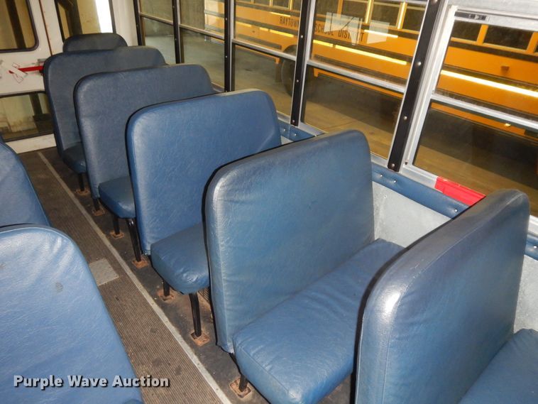 image for item KU9156 2007 International 3000  school bus