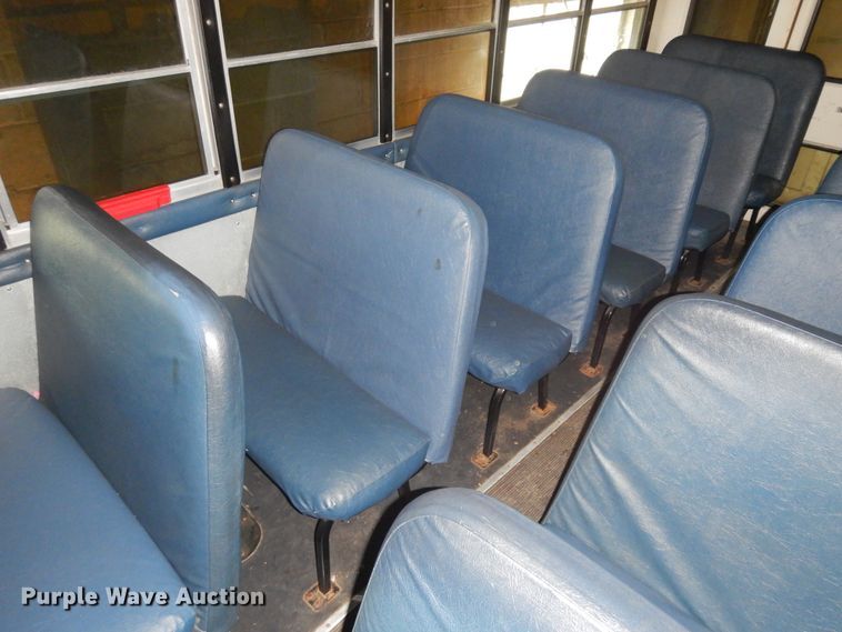 image for item KU9156 2007 International 3000  school bus