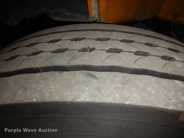 image for item KU9156 2007 International 3000  school bus