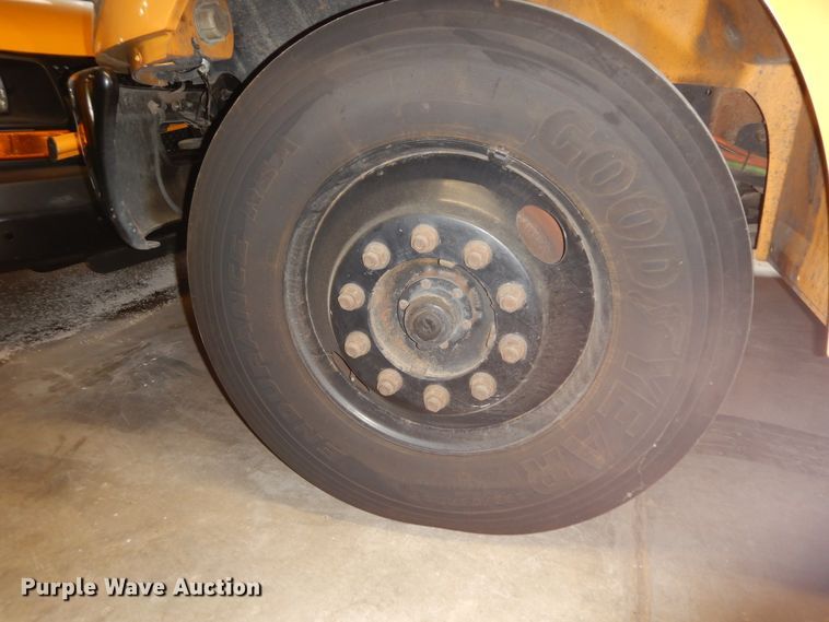 image for item KU9156 2007 International 3000  school bus