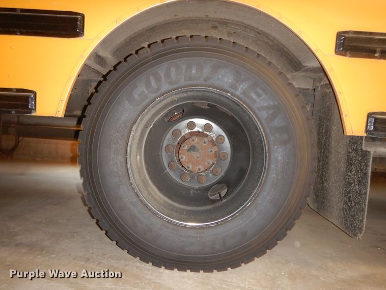 image for item KU9156 2007 International 3000  school bus