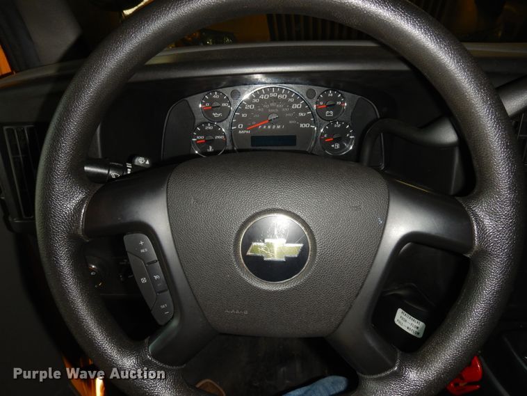 image for item KU9157 2014 Chevrolet Micro Bird  school bus