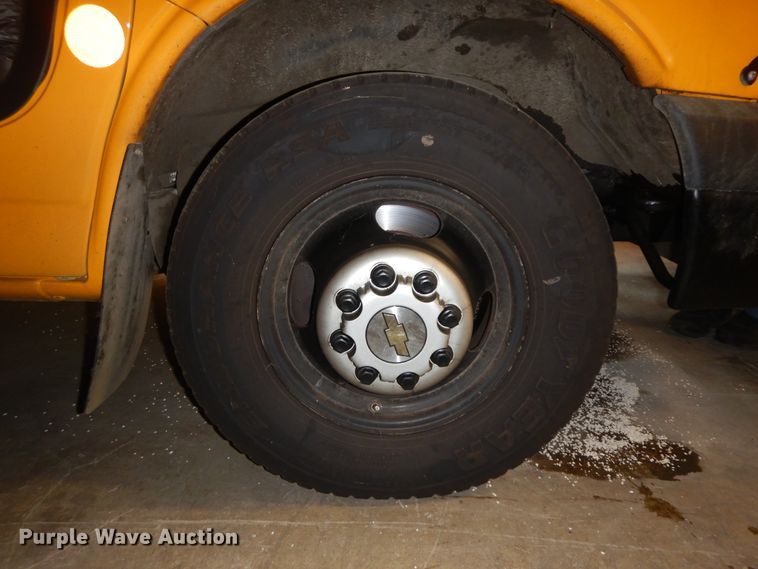 image for item KU9157 2014 Chevrolet Micro Bird  school bus