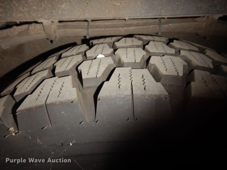 image for item KU9157 2014 Chevrolet Micro Bird  school bus