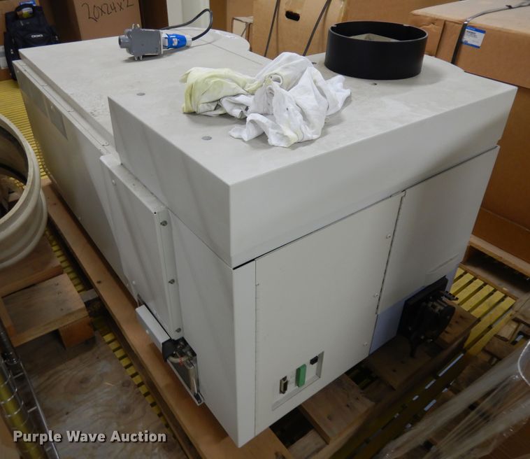 image for item KU9179 Lab equipment