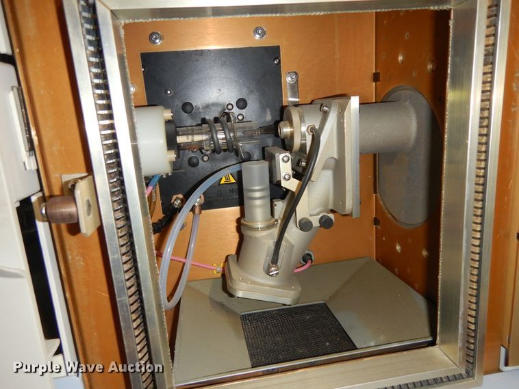 image for item KU9179 Lab equipment