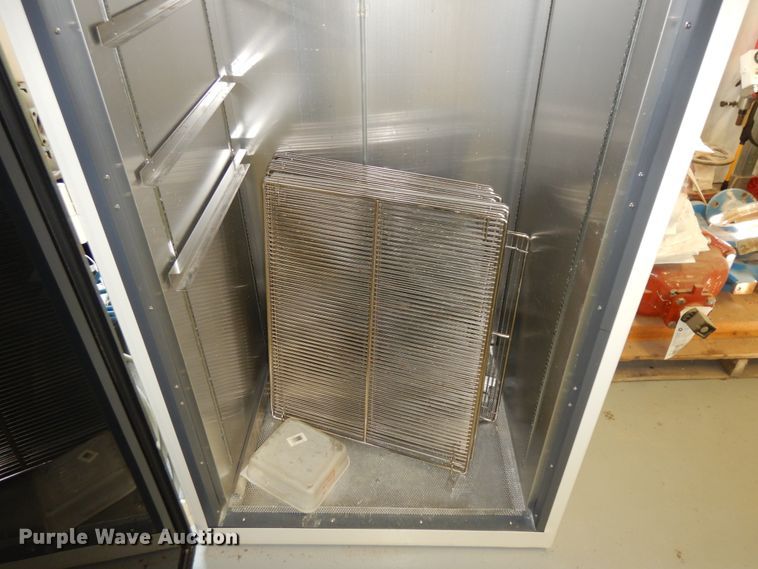 image for item KU9180 Thermo Fisher Scientific 3975 incubator