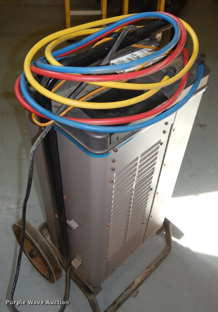 image for item KU9186 Totalclaim 12RA001100  refrigerant reclaimer