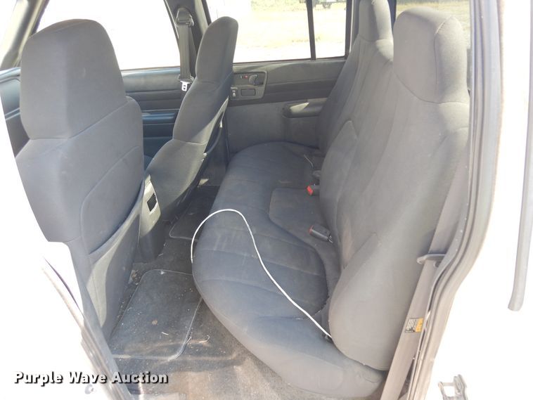 image for item KU9197 2003 Chevrolet S10  Crew Cab pickup truck