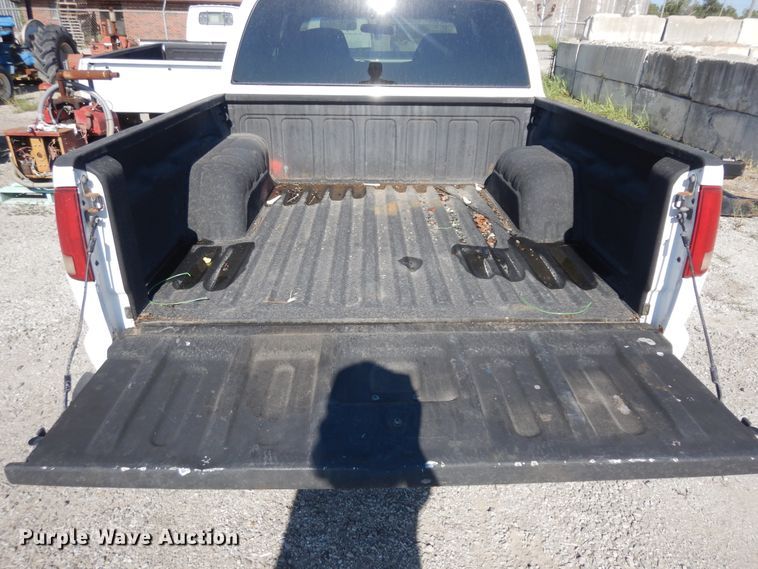 image for item KU9197 2003 Chevrolet S10  Crew Cab pickup truck