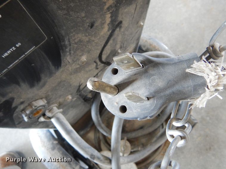 image for item KV9081 Miller Miller Matic 251  welder