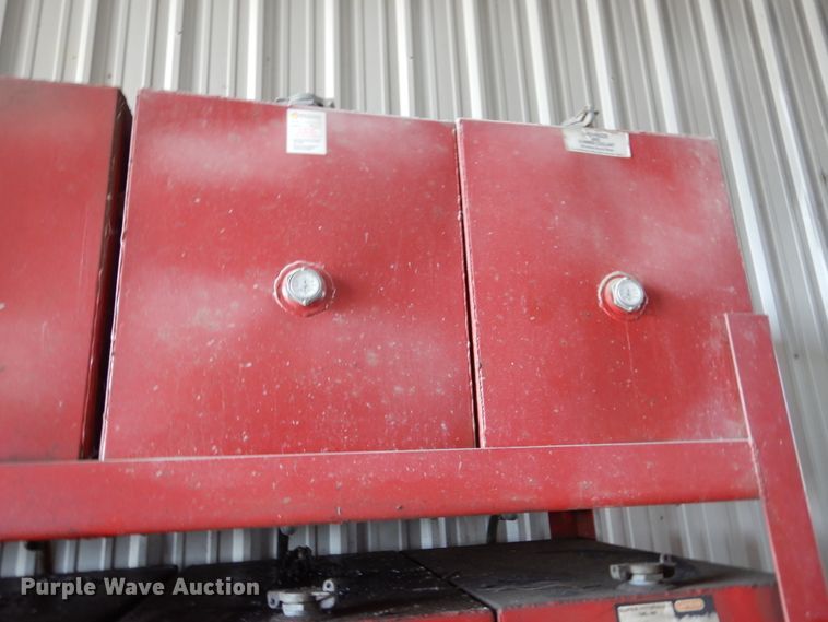 image for item KV9083 (8) tanks