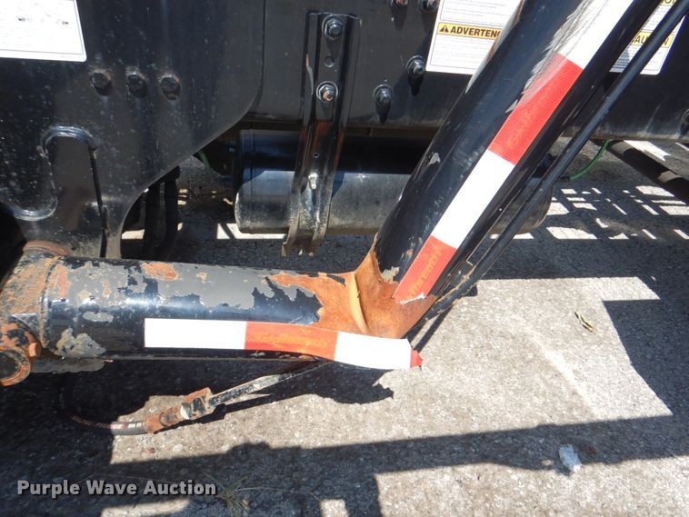 image for item KV9465 2018 Freightliner 114SD  roll-off container truck