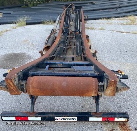 image for item KV9465 2018 Freightliner 114SD  roll-off container truck