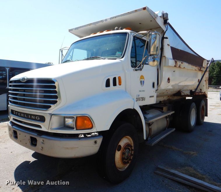 image for item KV9466 2007 Sterling L-Line  dump truck