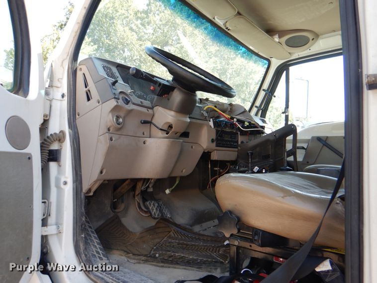 image for item KV9466 2007 Sterling L-Line  dump truck