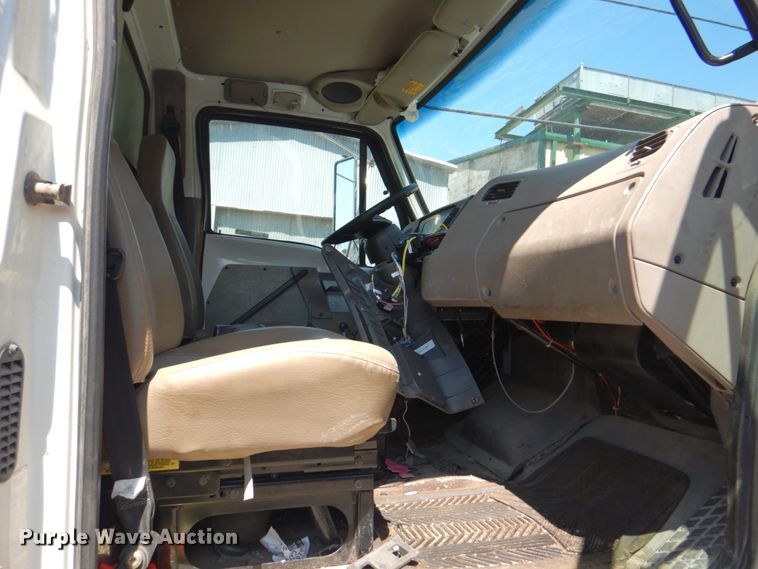 image for item KV9466 2007 Sterling L-Line  dump truck