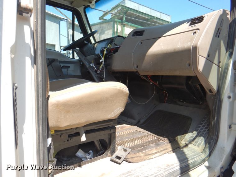 image for item KV9466 2007 Sterling L-Line  dump truck