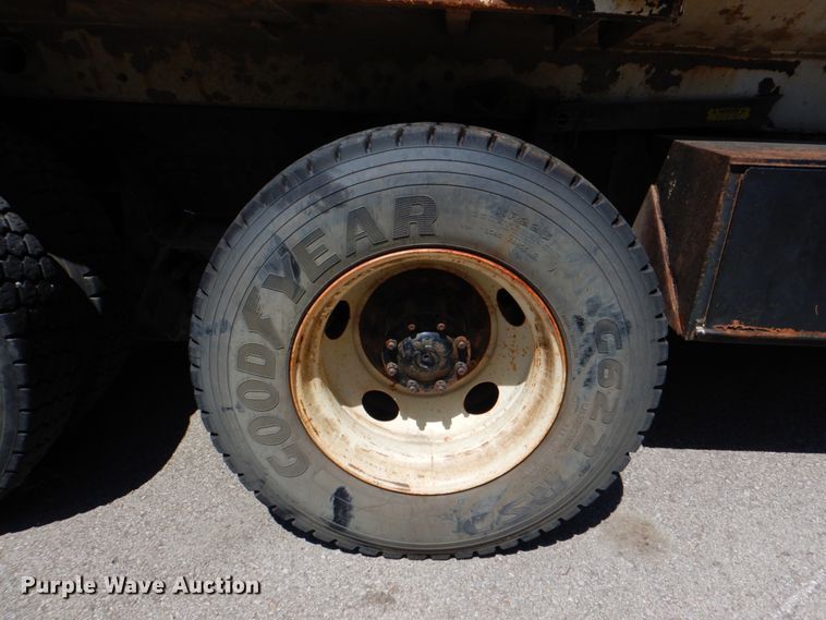 image for item KV9466 2007 Sterling L-Line  dump truck