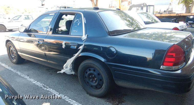 image for item KV9490 2009 Ford Crown Victoria Police Interceptor